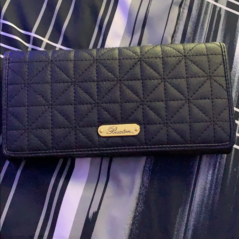 ✨NEW w/tags Buxton Women’s Wallet✨